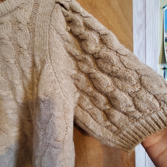 CECE NWT BURNT CARAMEL CARDIGAN SWEATER. PUFFED SLEEVES. JEWELED . Large - Picture 8 of 8